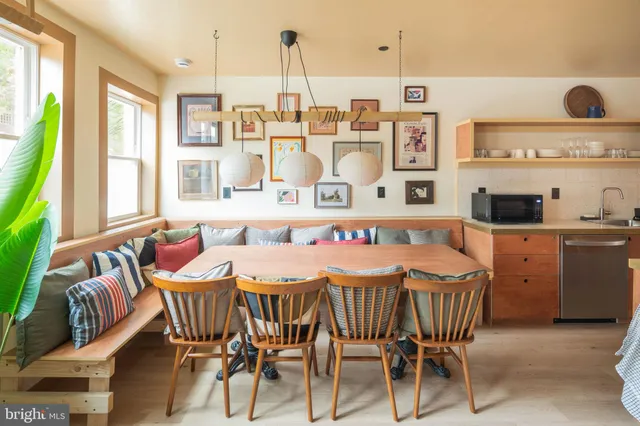 $1,395 | 2021 4th Street Northwest, Washington, DC 20001