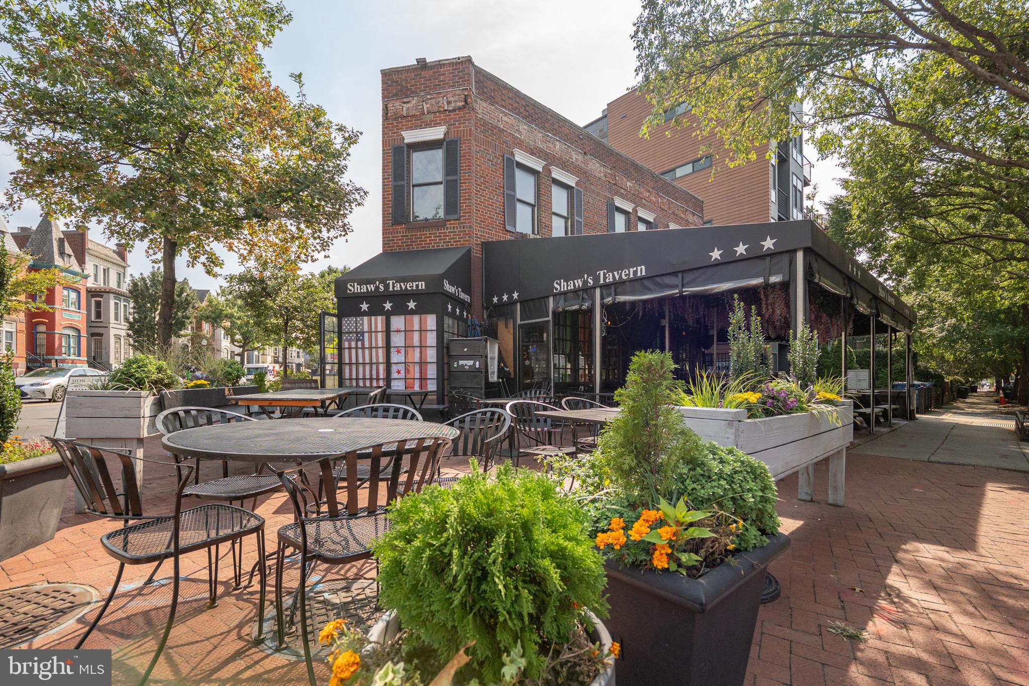 2021 4th Street Northwest Washington, DC 20001 - Photo 27 of 27 a view of a patio with table and chairs and potted plants