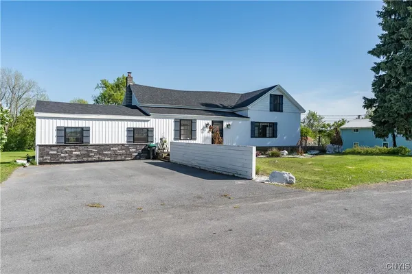 $159,000 | 20304 Burton Road, Hounsfield, NY 13685