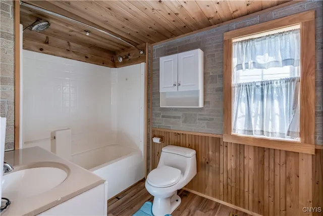 $159,000 | 20304 Burton Road, Hounsfield, NY 13685