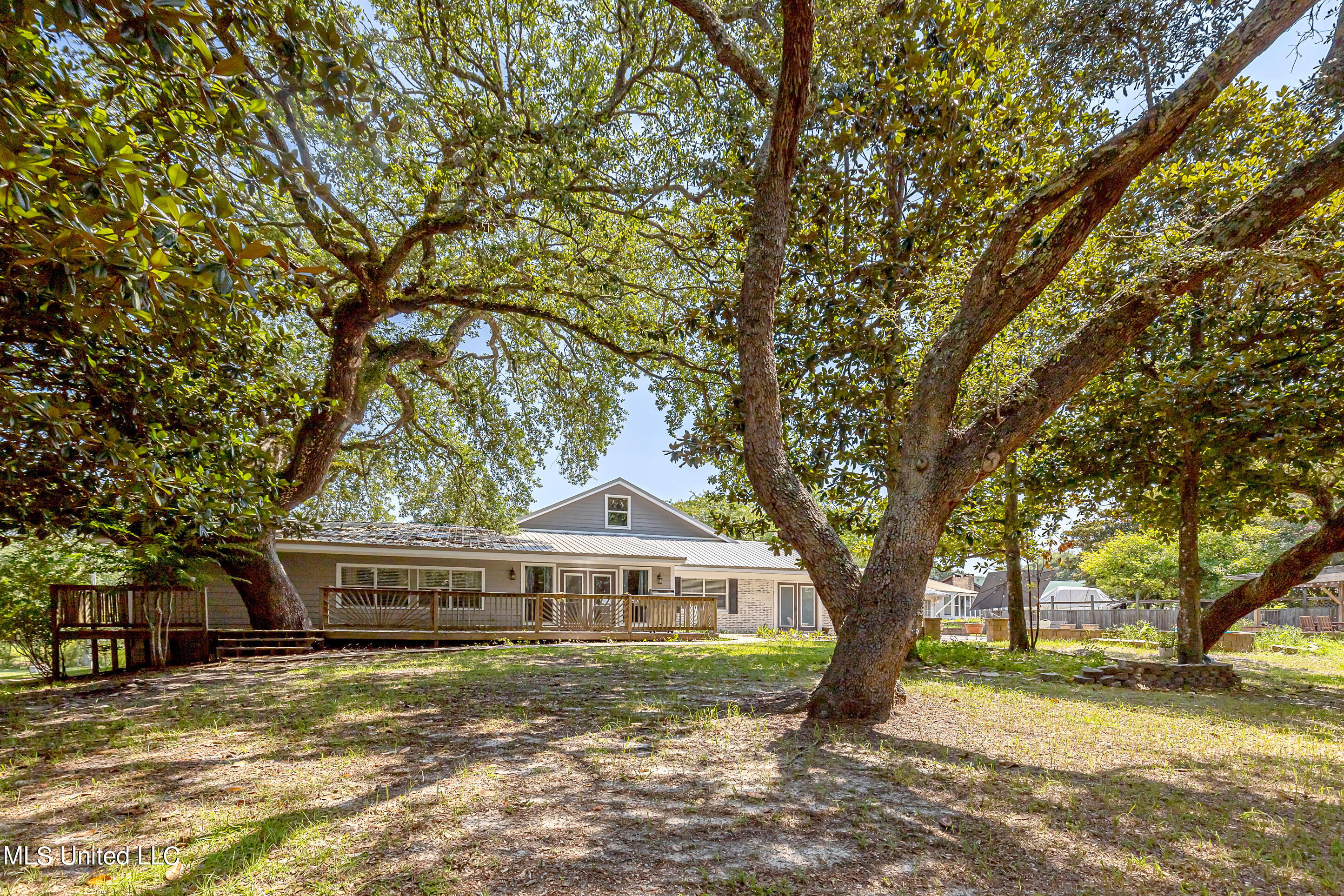 1802 Stuart Avenue Ocean Springs, MS 39564 - Photo 105 of 107 IMG_7041