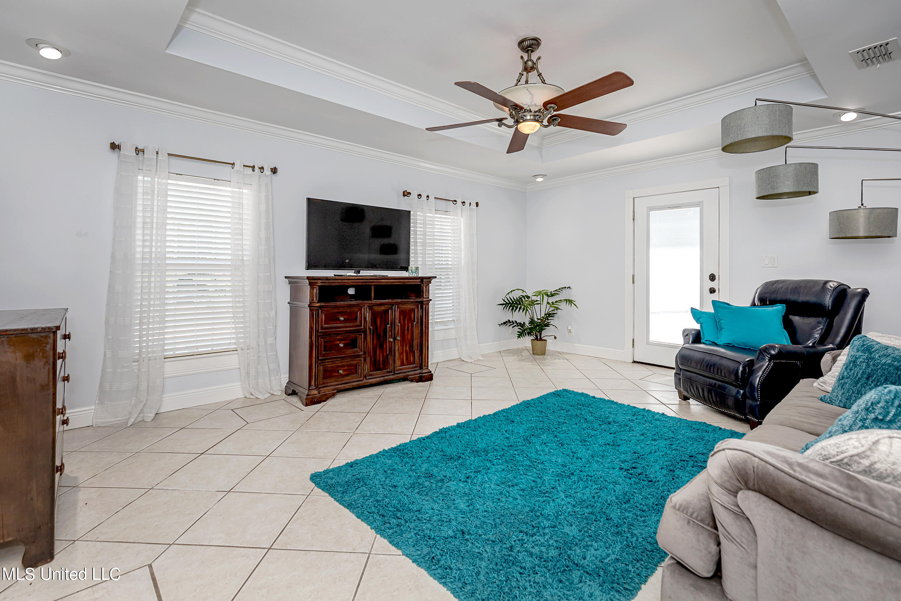 1802 Stuart Avenue Ocean Springs, MS 39564 - Photo 16 of 107 IMG_6906