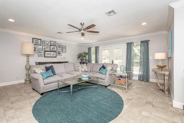 $775,000 | 1802 Stuart Avenue, Ocean Springs, MS 39564