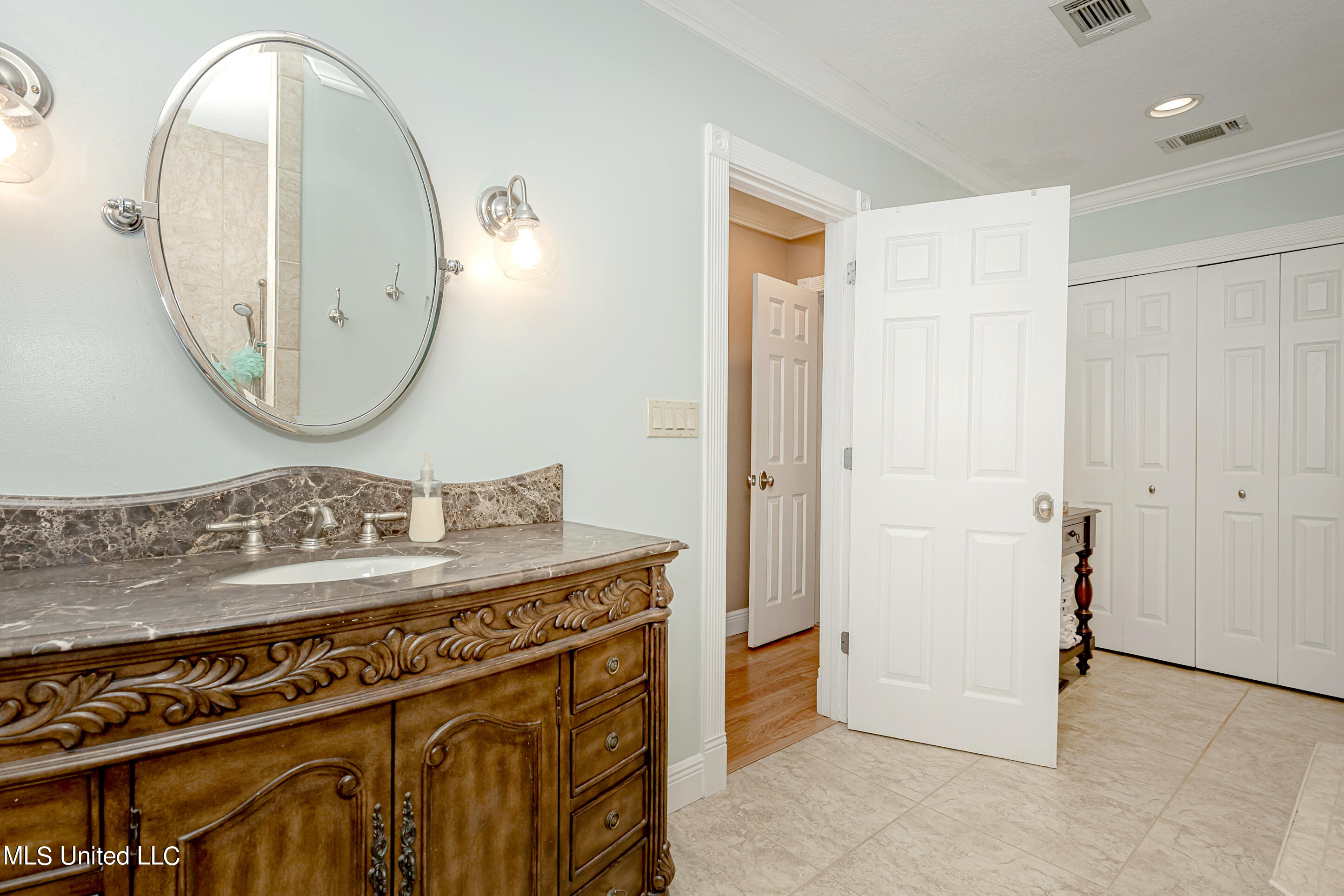 1802 Stuart Avenue Ocean Springs, MS 39564 - Photo 37 of 107 IMG_6944