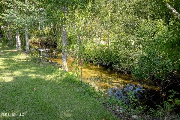 $775,000 | 1802 Stuart Avenue, Ocean Springs, MS 39564