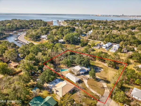 $775,000 | 1802 Stuart Avenue, Ocean Springs, MS 39564