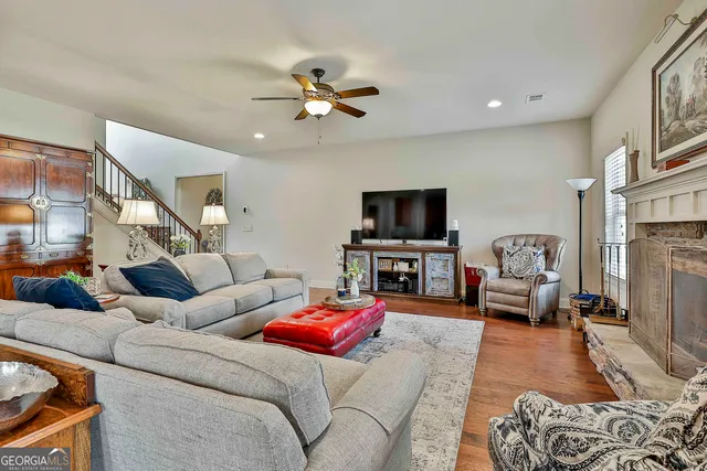 $629,900 | 20 Water Oak Drive, Senoia, GA 30276