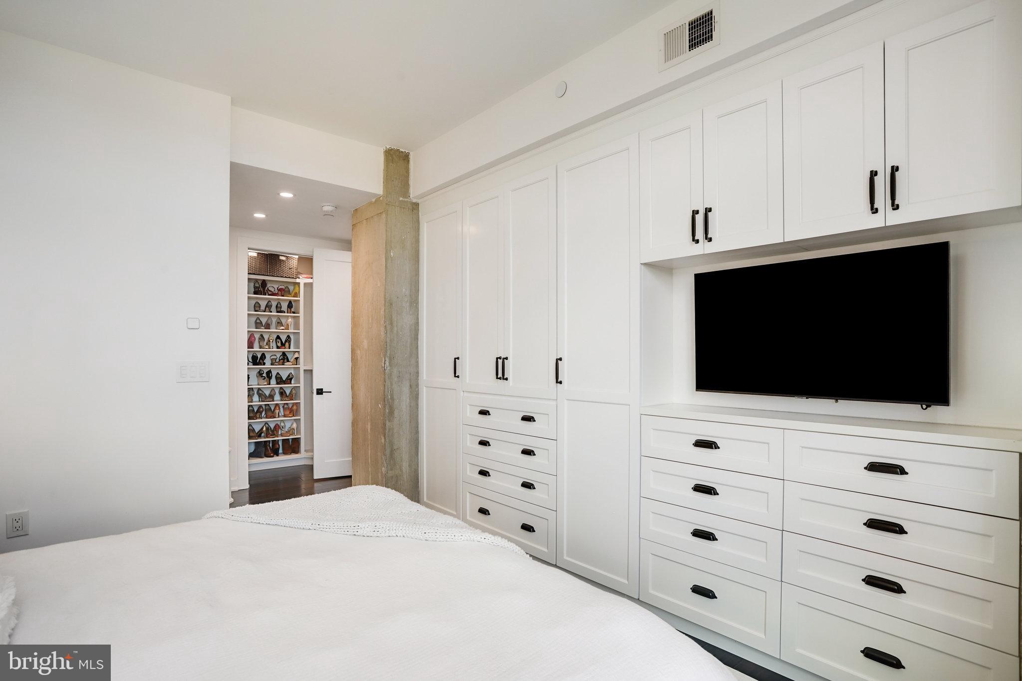 1000 New Jersey Avenue Southeast, Unit 1020 Washington, DC 20003 - Photo 26 of 60