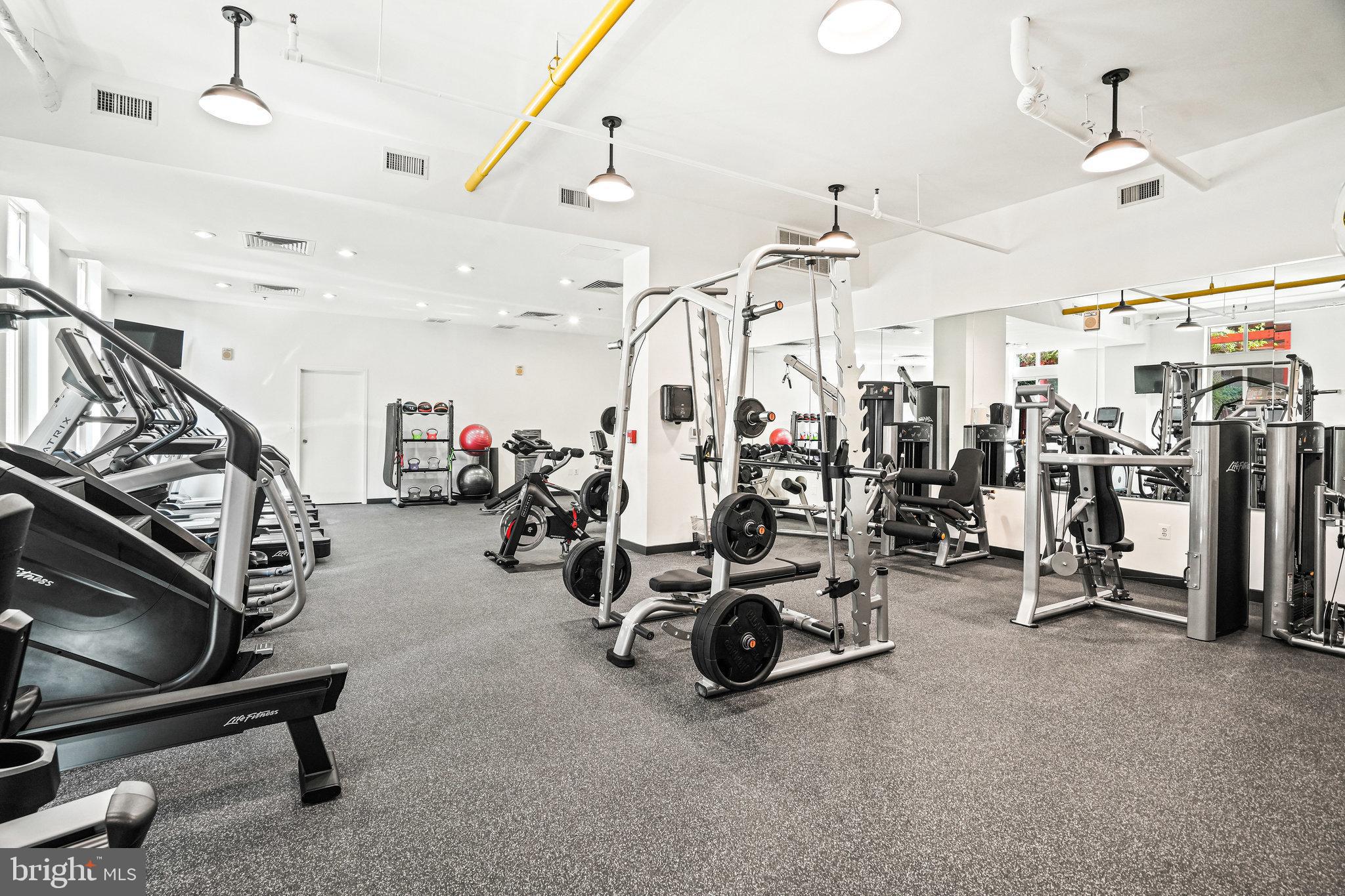 1000 New Jersey Avenue Southeast, Unit 1020 Washington, DC 20003 - Photo 46 of 60 a view of a room with gym equipment