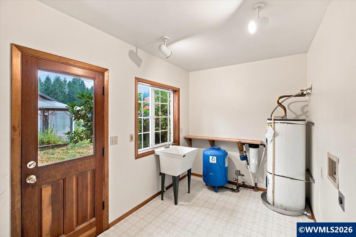 36435 Devitt Road Blodgett, OR 97326 - Photo 12 of 50 Gallery Image 12