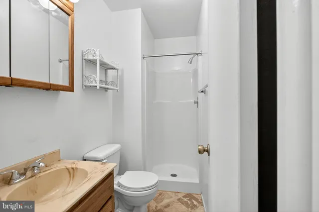 $375,000 | 24 Thomas Jefferson Boulevard, Newark, DE 19702