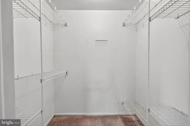 $375,000 | 24 Thomas Jefferson Boulevard, Newark, DE 19702