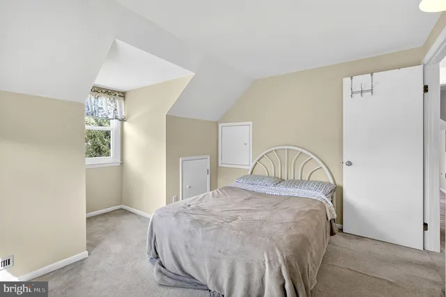 $375,000 | 24 Thomas Jefferson Boulevard, Newark, DE 19702