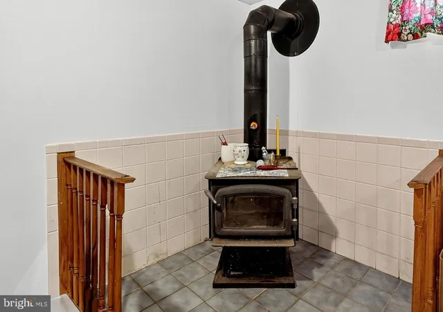 $375,000 | 24 Thomas Jefferson Boulevard, Newark, DE 19702