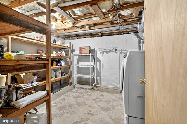 $375,000 | 24 Thomas Jefferson Boulevard, Newark, DE 19702