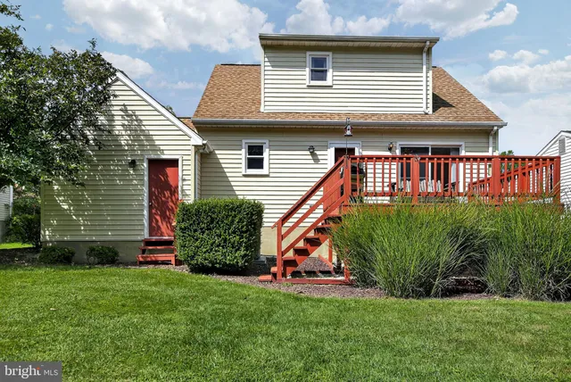 $375,000 | 24 Thomas Jefferson Boulevard, Newark, DE 19702