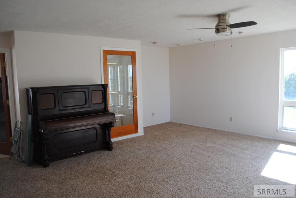 277 Sunset Road Blackfoot, ID 83221 - Photo 14 of 77