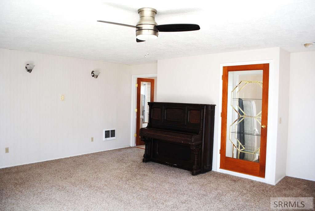 277 Sunset Road Blackfoot, ID 83221 - Photo 15 of 77