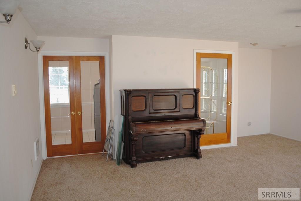 277 Sunset Road Blackfoot, ID 83221 - Photo 16 of 77