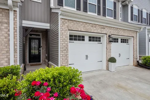 $424,900 | 594 Historic Drive, Hillsborough, NC 27278
