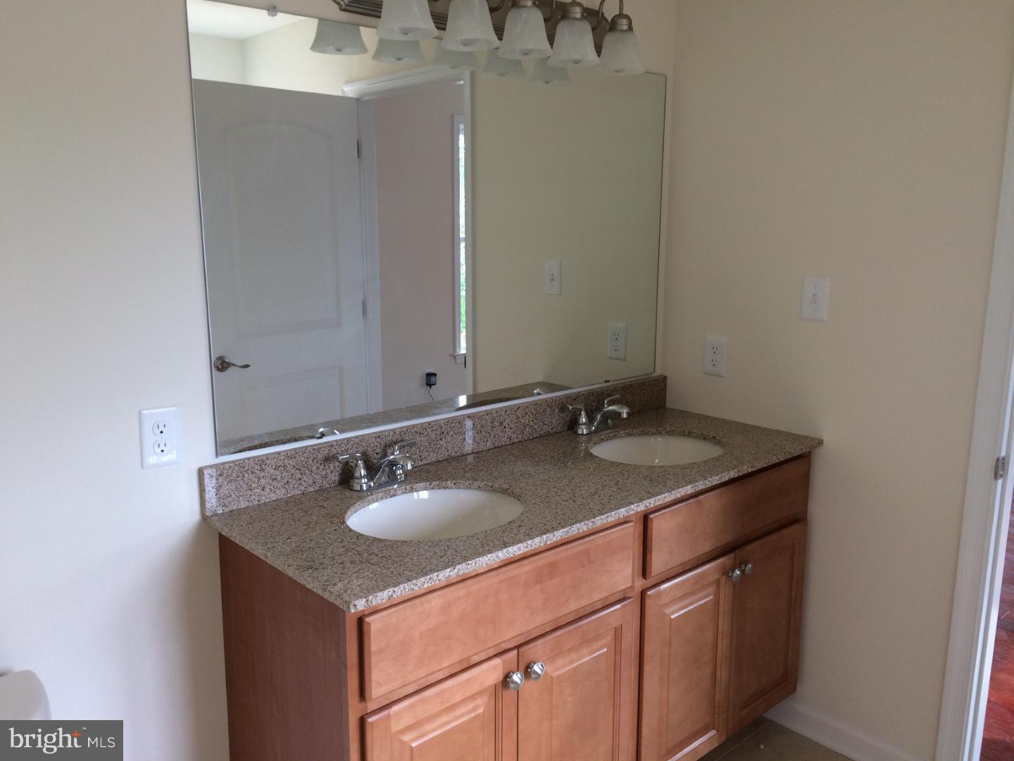 2978 Welsh Road Philadelphia, PA 19152 - Photo 13 of 17 Master Bathroom