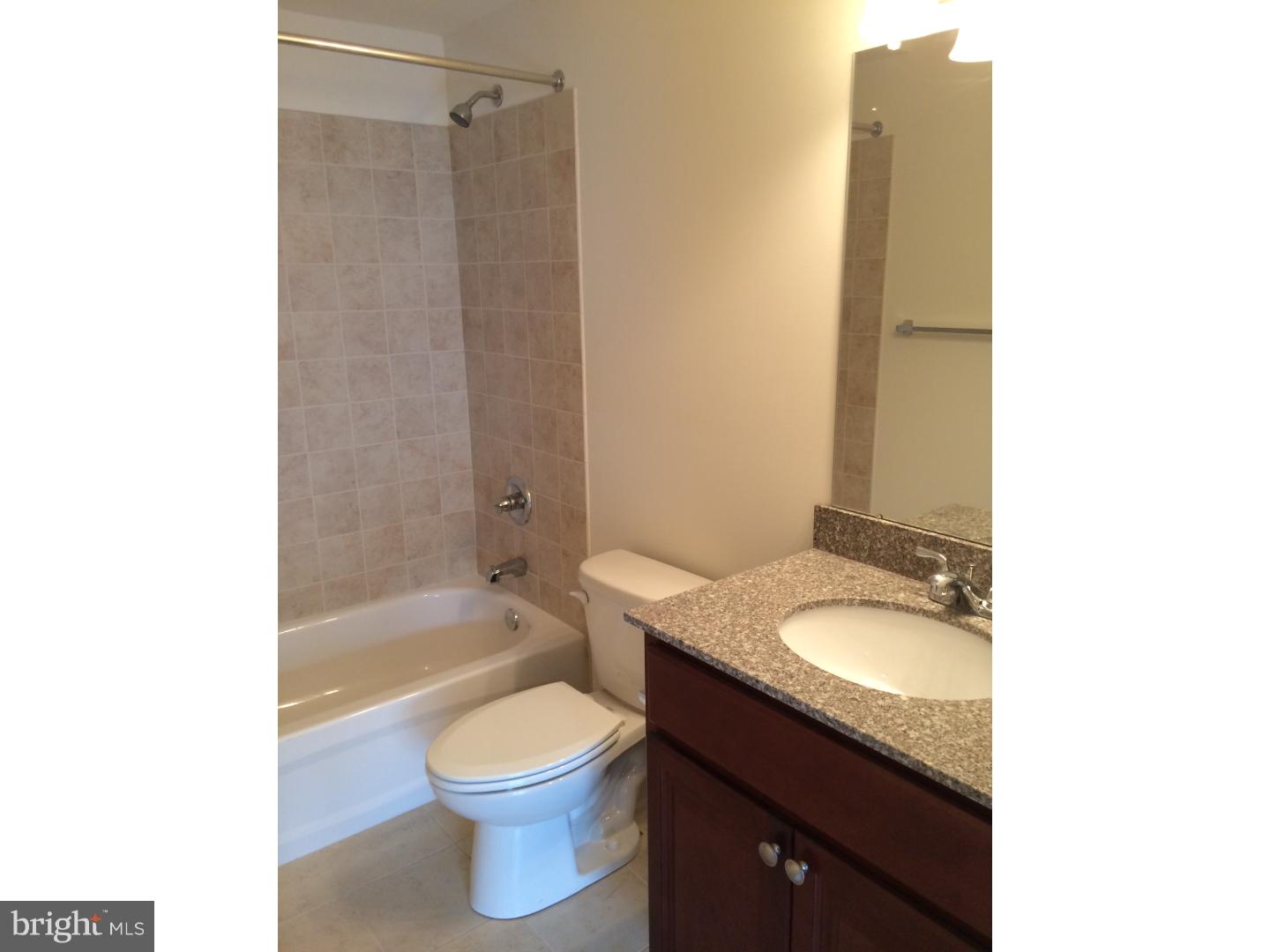 2978 Welsh Road Philadelphia, PA 19152 - Photo 14 of 17 Bathroom