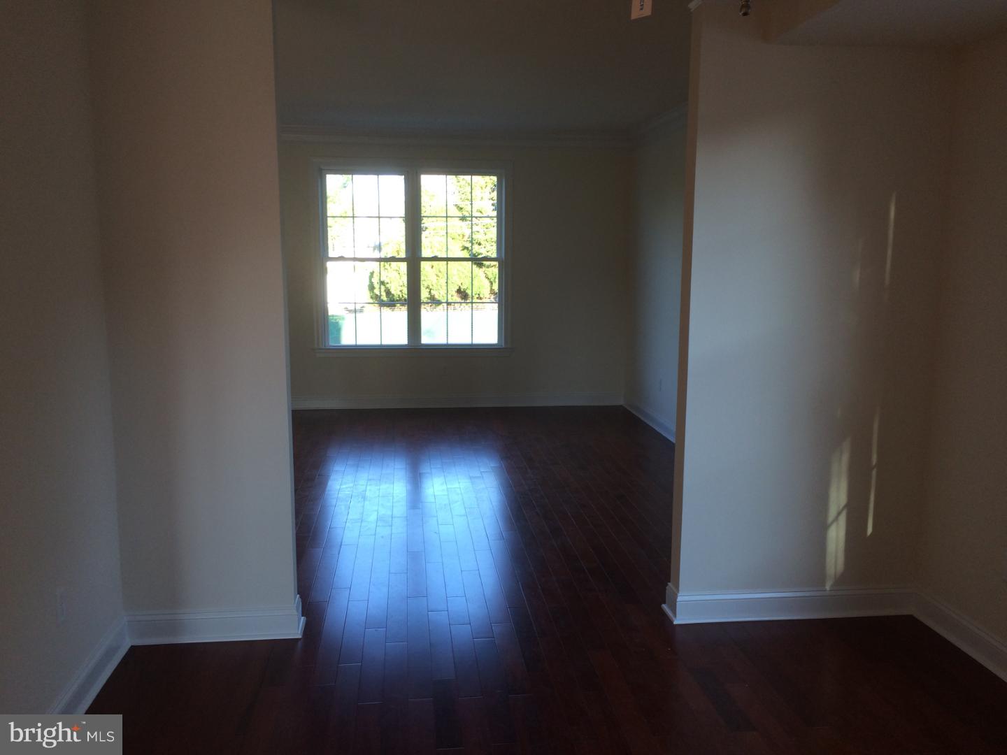 2978 Welsh Road Philadelphia, PA 19152 - Photo 5 of 17 Living Room