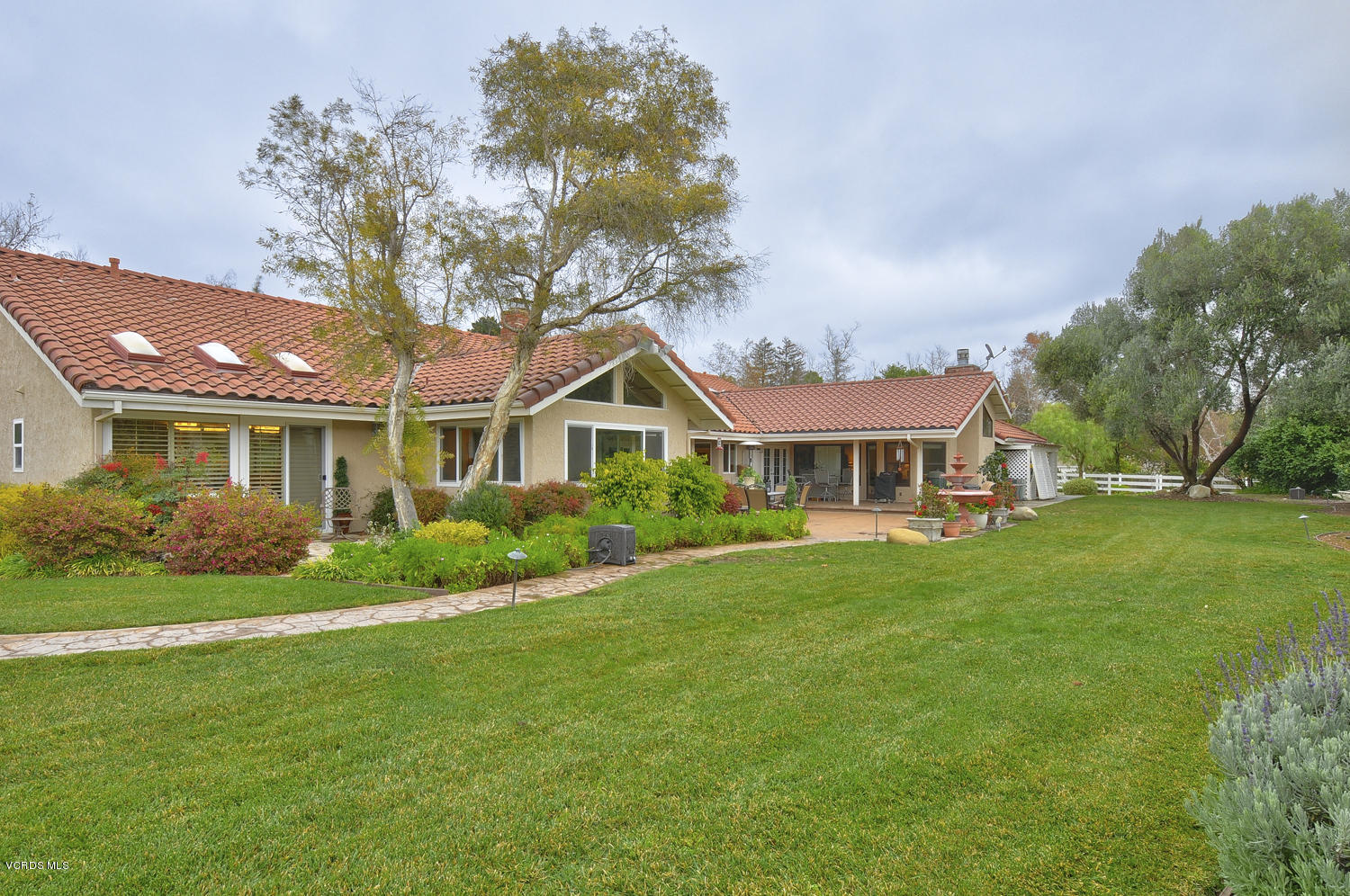 11806 Pradera Road Camarillo, CA 93012 - Photo 9 of 33 SKY_11