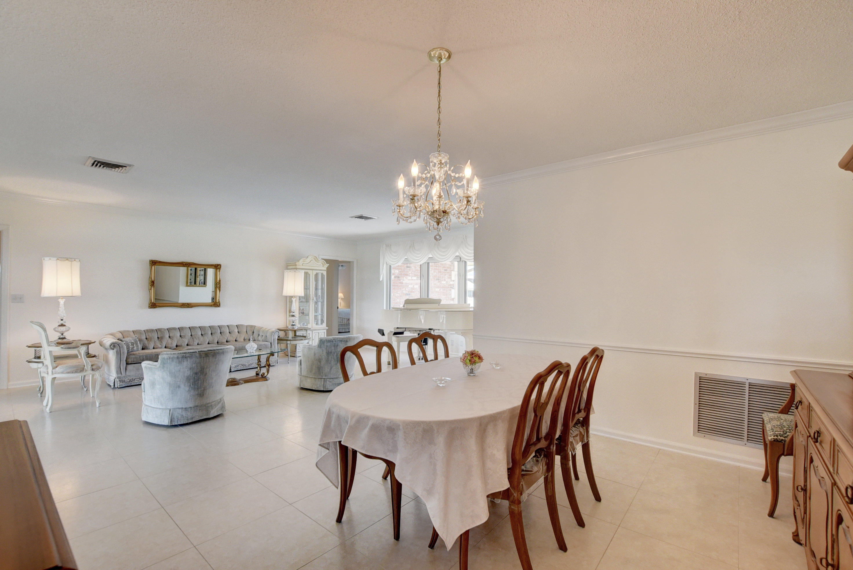 1361 Mulberry Way Boca Raton, FL 33486 - Photo 13 of 43 Dining room