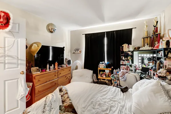 $834,000 | 831 Cathedral Court, Sacramento, CA 95825