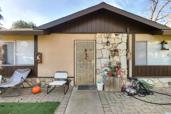 $834,000 | 831 Cathedral Court, Sacramento, CA 95825