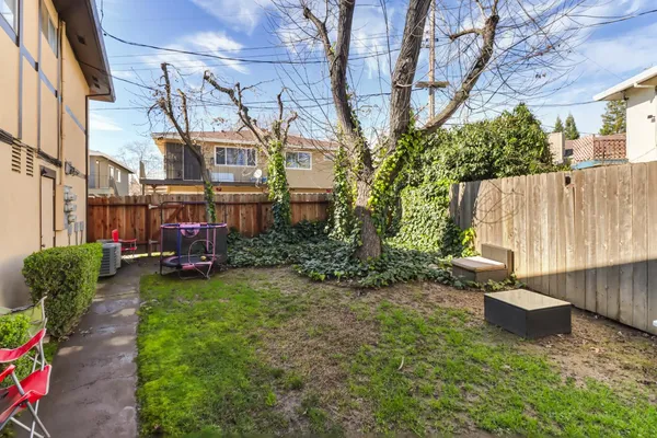 $834,000 | 831 Cathedral Court, Sacramento, CA 95825