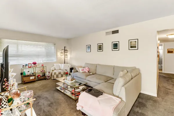 $834,000 | 831 Cathedral Court, Sacramento, CA 95825