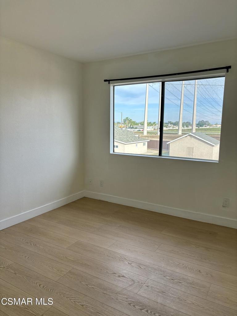 5144 Longfellow Way Oxnard, CA 93033 - Photo 17 of 21