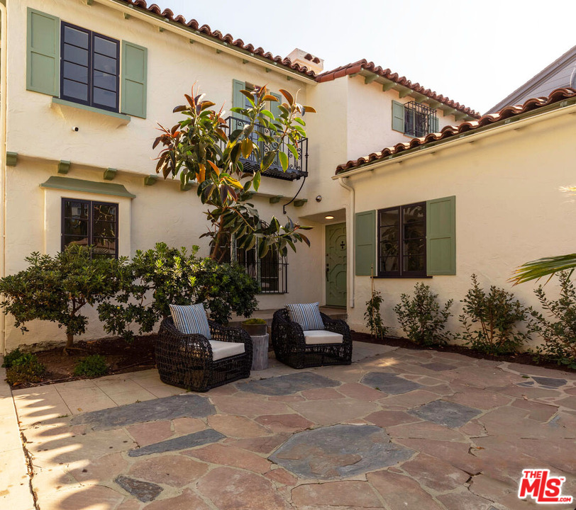 6230 Warner Drive Los Angeles, CA 90048 - Photo 4 of 50