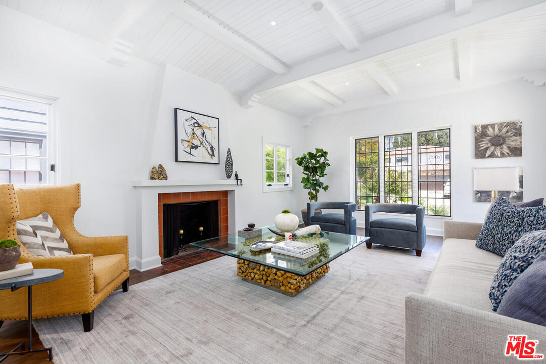 6230 Warner Drive Los Angeles, CA 90048 - Photo 6 of 50