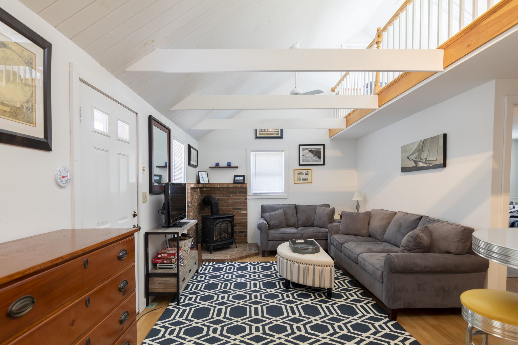 82 Noyes Road Tilton, NH 03276 - Photo 2 of 17