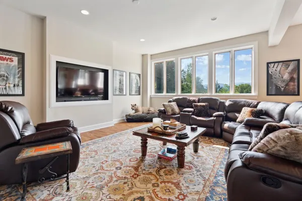 $2,595,000 | 237 Points North, Stowe, VT 05672