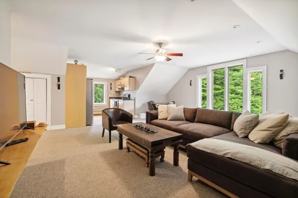 $2,595,000 | 237 Points North, Stowe, VT 05672