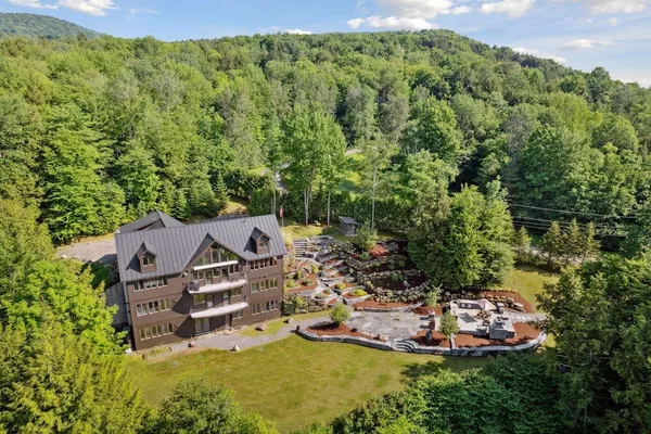 $2,595,000 | 237 Points North, Stowe, VT 05672