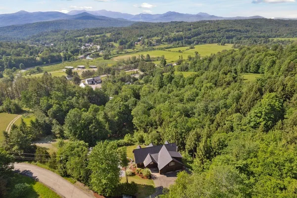 $2,595,000 | 237 Points North, Stowe, VT 05672