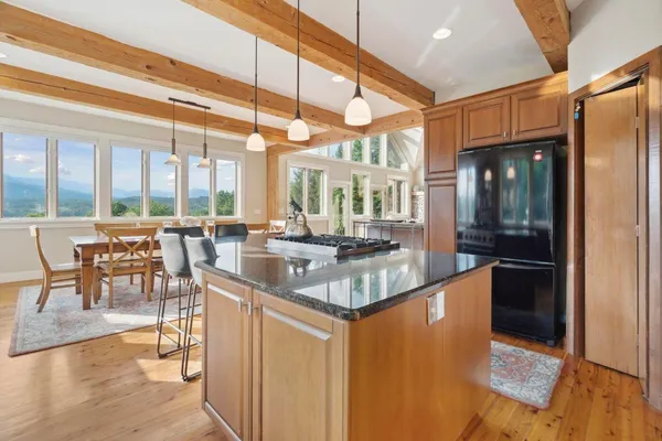 $2,595,000 | 237 Points North, Stowe, VT 05672