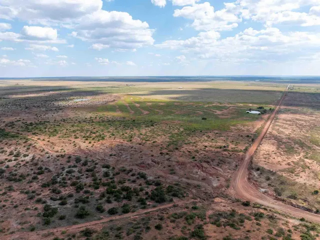 $1,999,000 | 2352 Wittekiend Farms Fm, Paducah, TX 79248