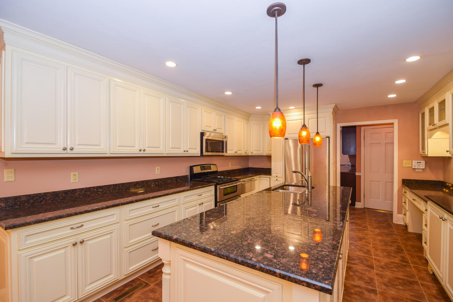 3869 Winding Way Road Southwest Roanoke, VA 24015 - Photo 20 of 64 3869 Winding Way Rd SW Roanoke-large-017