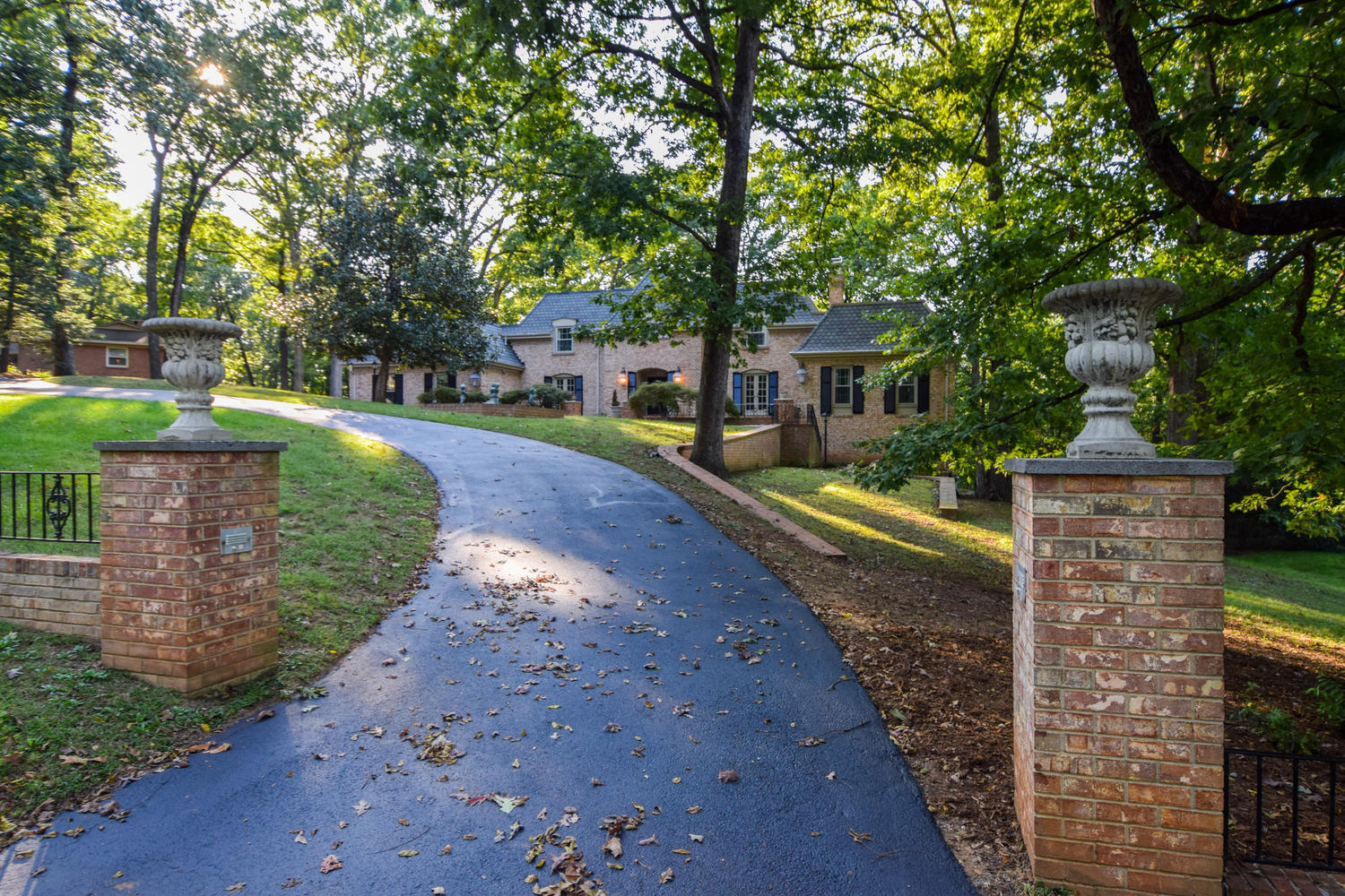 3869 Winding Way Road Southwest Roanoke, VA 24015 - Photo 53 of 64 3869 Winding Way Rd SW Roanoke-large-058