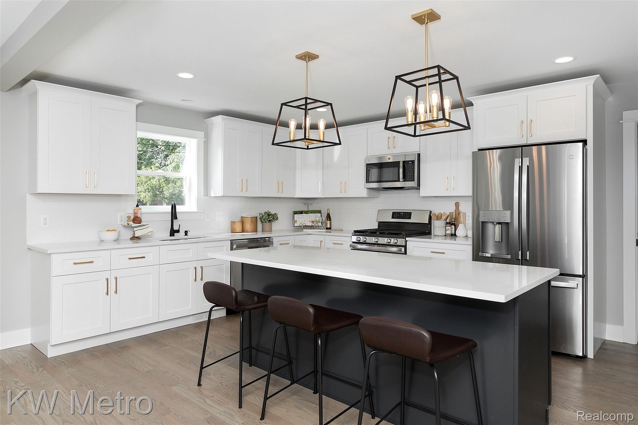 4107 Highfield Road Royal Oak, MI 48073 - Photo 14 of 43 Highfield-12.jpg