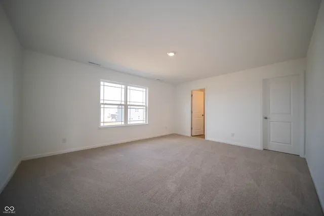 $289,900 | 6211 Wasco Drive, Whitestown, IN 46075