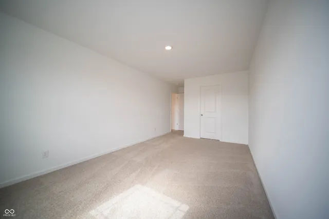 $289,900 | 6211 Wasco Drive, Whitestown, IN 46075