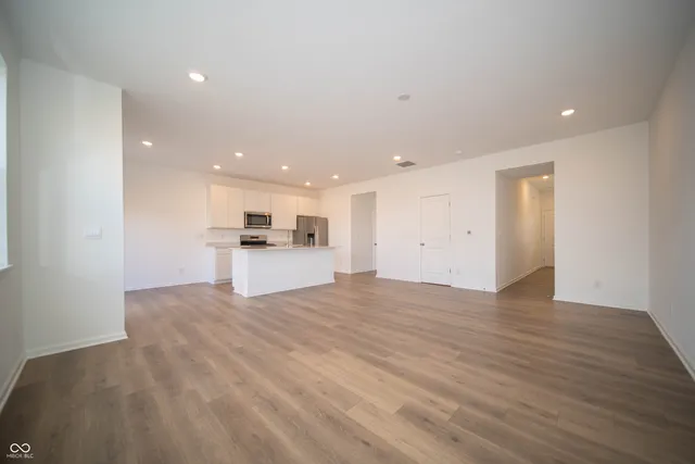 $289,900 | 6211 Wasco Drive, Whitestown, IN 46075