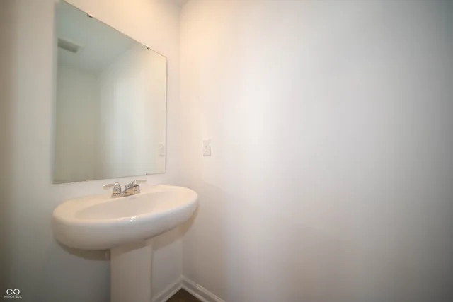 $289,900 | 6211 Wasco Drive, Whitestown, IN 46075